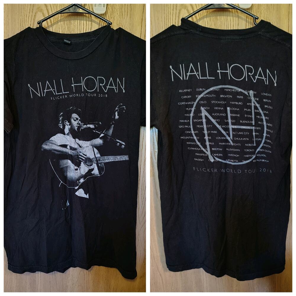 Black Niall Horan Flicker World Tour 2018 Concert Tshirt , Size Small